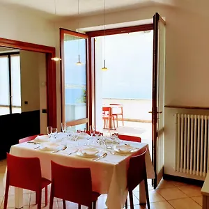  Apartment Vista Di By Villavistalago